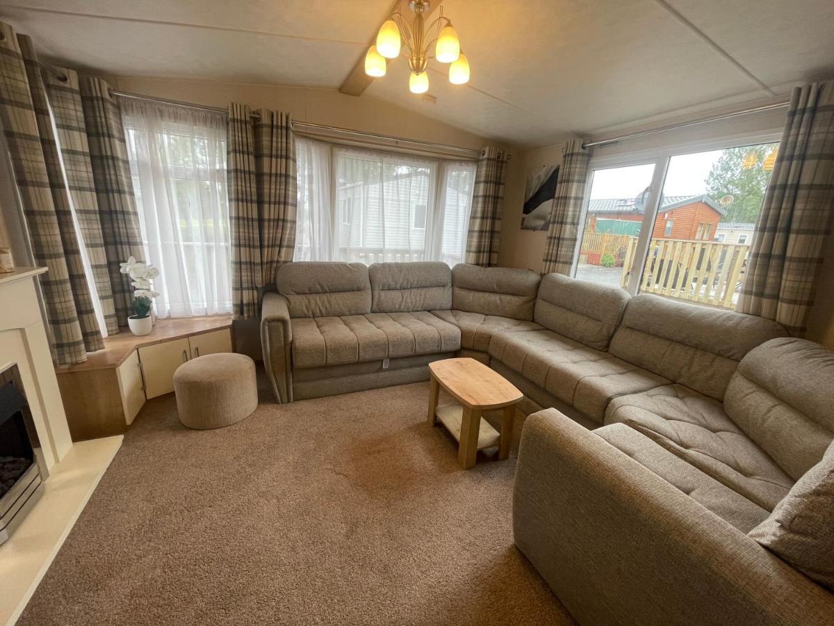 Two Bedroom Caravan At Lilliarsedge Jedburgh Exteriör bild